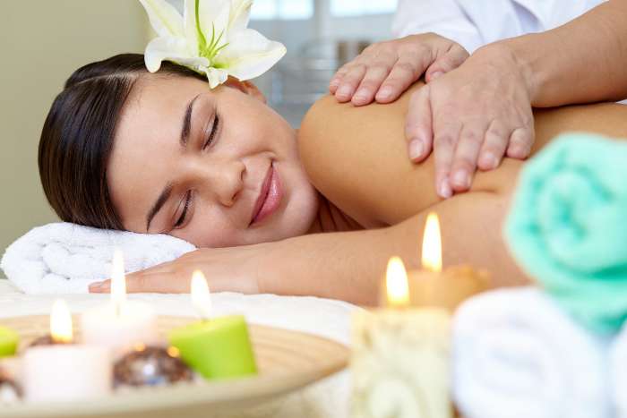 Pijat Panggilan Rungkut Surabaya? Raisya Massage Jawabannya! Memulihkan Tenaga